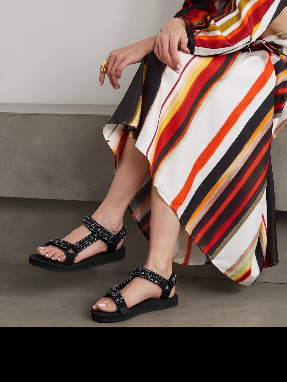 Arizona Love Trekky Black Chain-Strap Women’s Sandals size 36